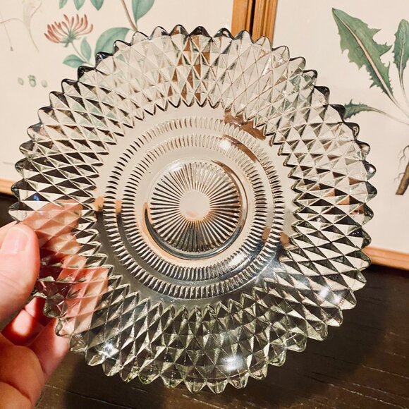 Vintage Indiana‎ Glass Smoke Diamond Point Wavy Design Candy Dish MCM 7" - Picture 6 of 8